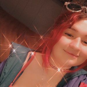 Meet your Posher, Lexie